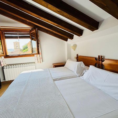 Hostal Posada La Panadera เซปุลเวดา ภายนอก รูปภาพ