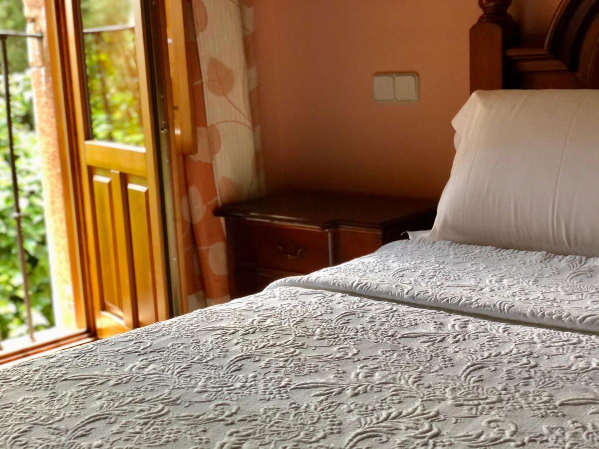 Hostal Posada La Panadera เซปุลเวดา ภายนอก รูปภาพ