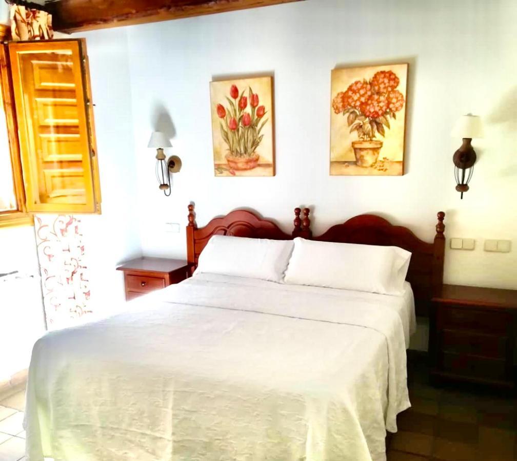 Hostal Posada La Panadera เซปุลเวดา ภายนอก รูปภาพ